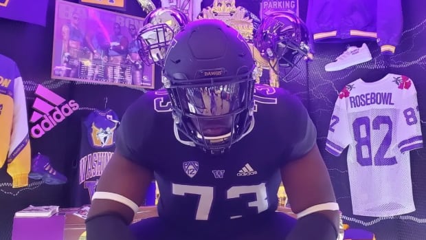3-star DL Josiah Sharma takes an unofficial visit to Washington.